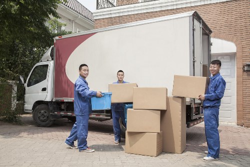 Customer complaint process for a man with van service
