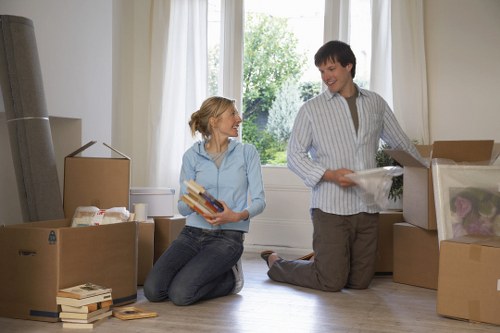 Choosing the right removal truck size in Hammersmith