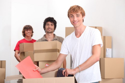 Flexible man with a van in Hammersmith for homes and businesses
